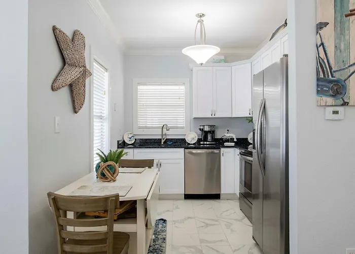 Apartment The Wet Feet Retreat 6ad By Pkrm